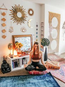 A Ladi doing yoga at India Yoga School Room.